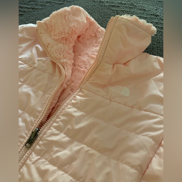 Baby Pink North Face Reversible Jacket - Picture 7 of 8